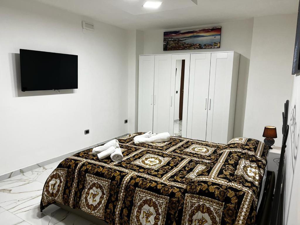 Roy Nel Cuore Di Napoli Hotell Exteriör bild